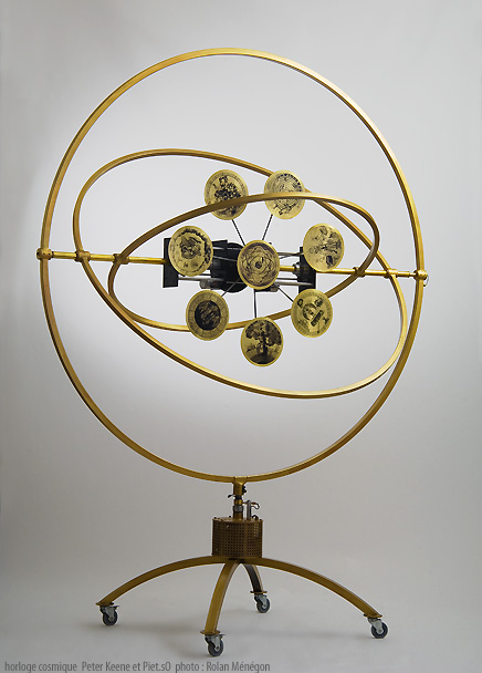 L'horloge cosmique par Peter Keene et Piet.sO, exposition sur la radioactivité, art et science 2007